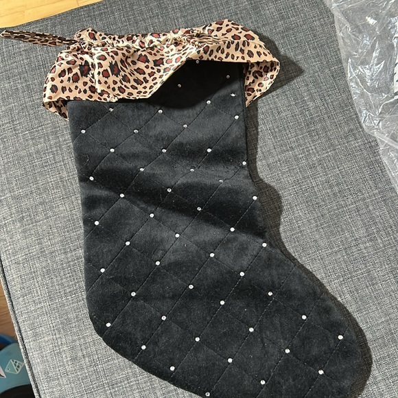 Quacker Factory Christmas stockings with animal print hem and rhinestones - Picture 4 of 7